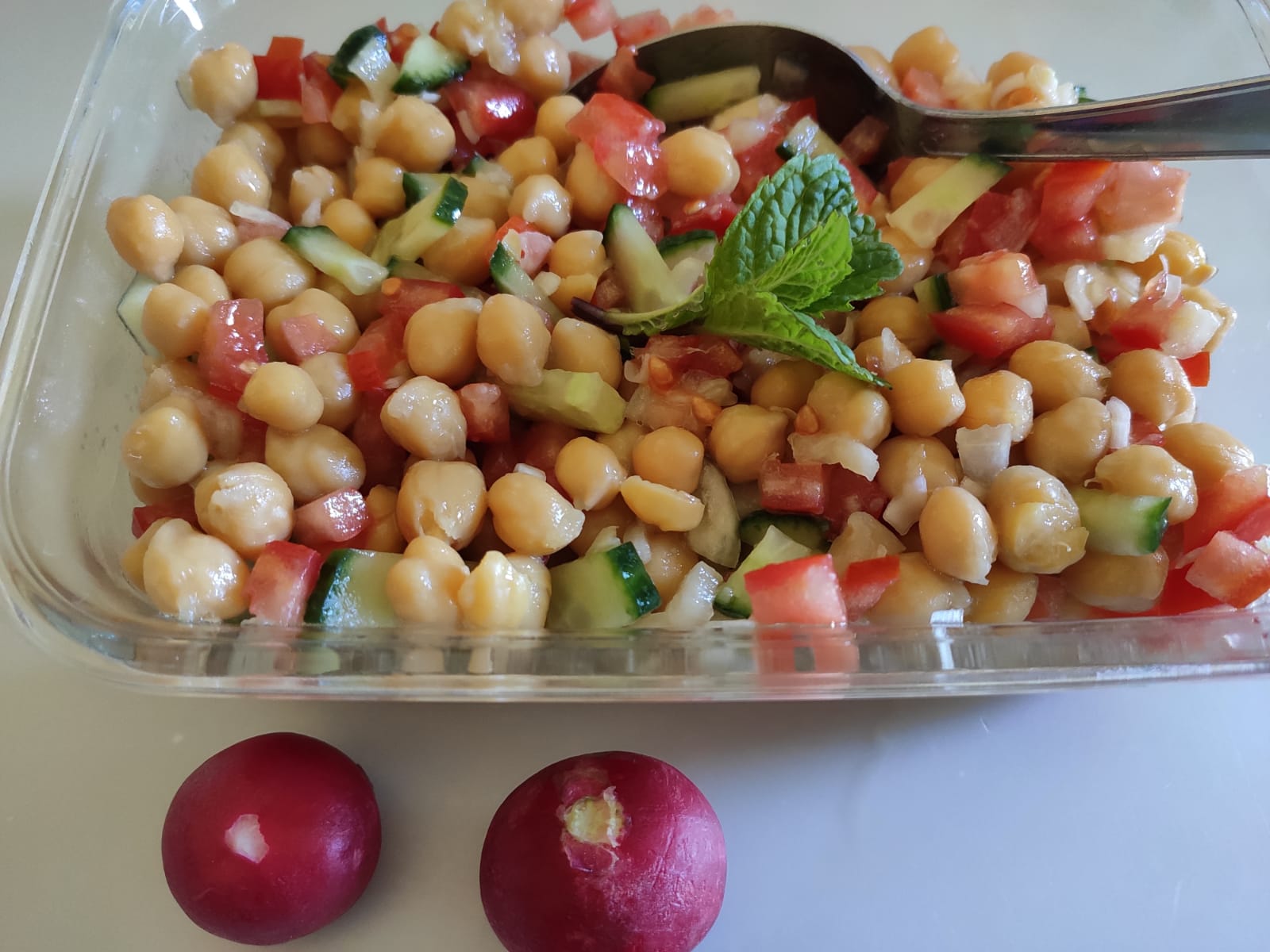 Thumbnail for Salade de pois chiches – سلطة حمص